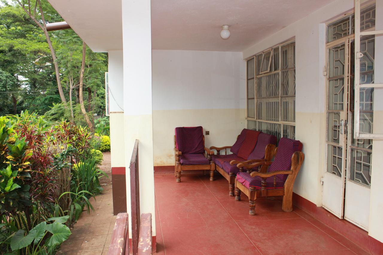 Hostel Hoff Moshi Exterior photo